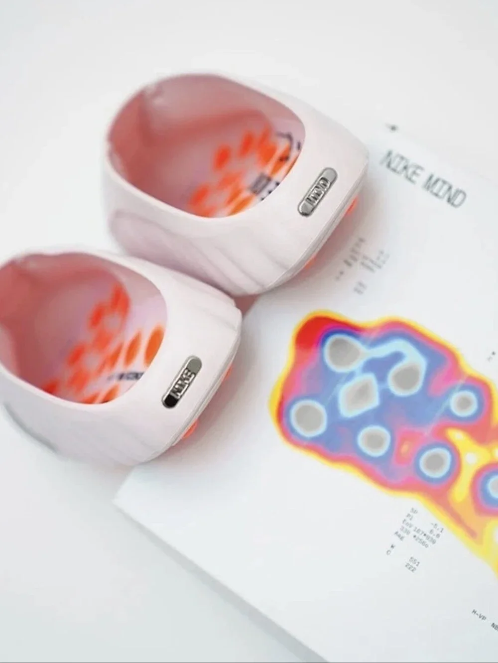 ***RUNS SMALL*** Women's Unisex Size 8 Nike Mind 001 Pink Pearl Slide Mule